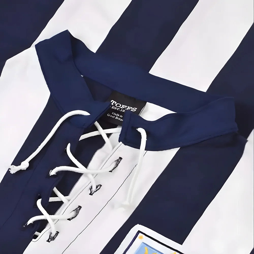 West Bromwich Albion 1931 FA Cup Winners Retro Football Shirt West Bromwich Albion 1931 FA Cup Winners Retro Football Shirt
