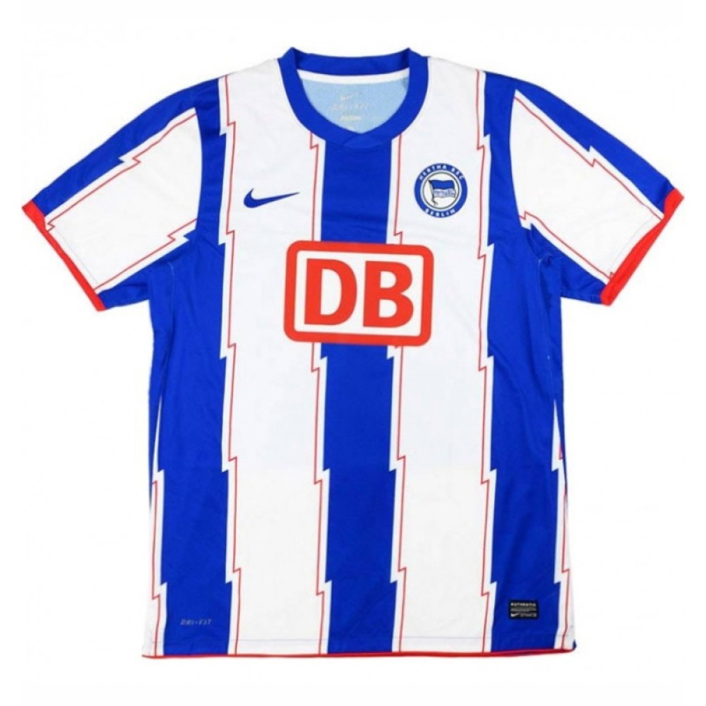 Hertha Berlin 2010-11 Home Shirt (Schulz 26)
